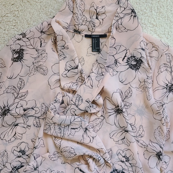 Forever 21 Blouse - Picture 2 of 3